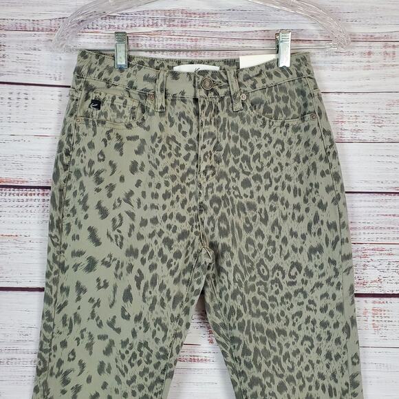 Kancan High Rise Crop Skinny Jeans Leopard Army Green Fringe Hem Size 27 NWT - Picture 6 of 15